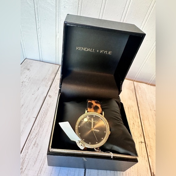 KENDALL + KYLIE Ladies Quartz Movement Snakeskin Strap Analog Watch - Picture 7 of 9
